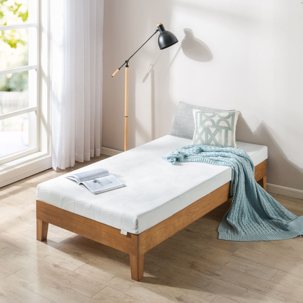 ZINUS 4 inch Green Tea Pressure Relief Memory Foam Mattress Topper with Fitted Cover - Single , Super Single , Queen , King size