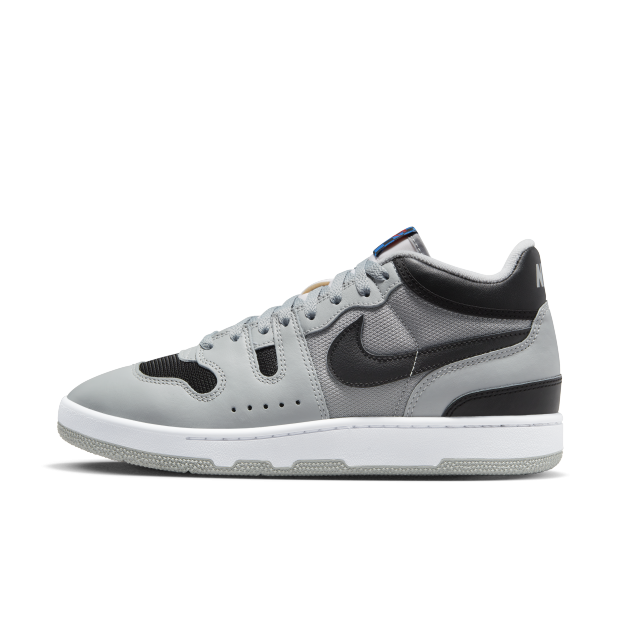 NIKE ATTACK QS SP