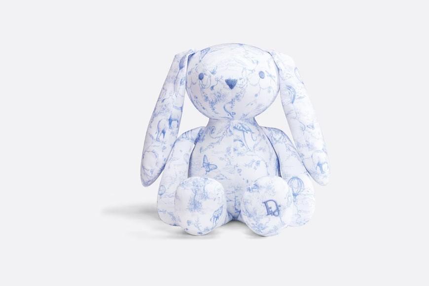 Rabbit hair doll.  White cotton Toile de Jouy printing with celestial color.  Numbering: 9HBG51DDO2_Y504