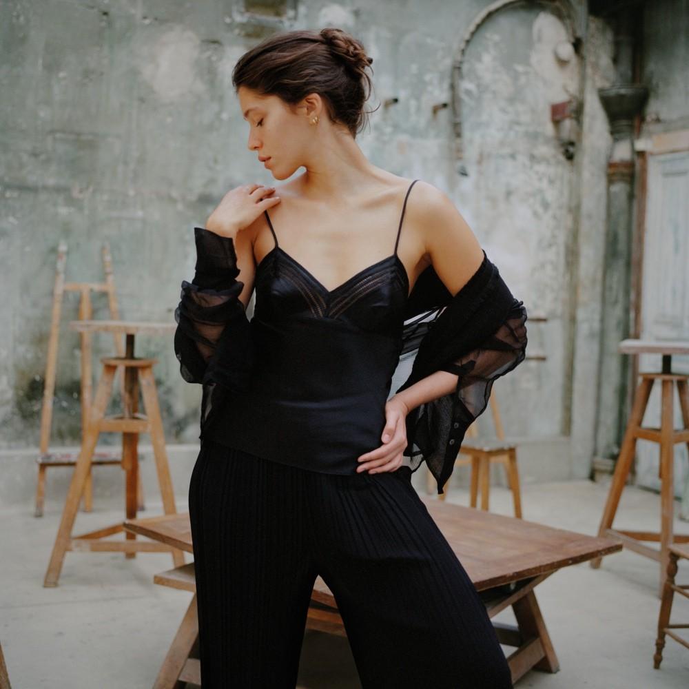 【Nightshade】Spaghetti strap top>XS-L size>Black (A211_11)【Chantelle】