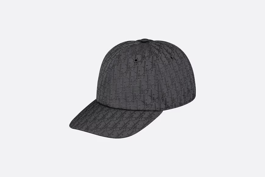 Children's tongue cap.  Black Dior Oblique jacquard.  Numbering: 1WBM21HATB_Y69I